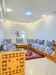 Modern Cozy Apartment With Free Parking - Cite Adrar - 4