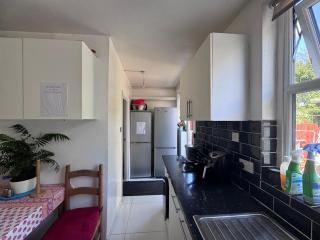 Budget Single Room - 5