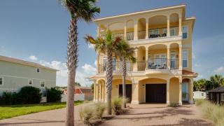 Gulf View Balconies! 3 Story Townhome With 4 Bedrooms, 4 Bathrooms! Sleeps 12 - 8