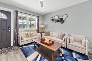 Welcome to Dolphin Fun A! BRAND NEW Duplex! Walk to the Beach! - 4