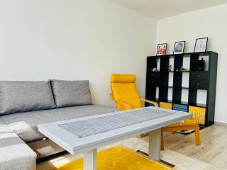 Sunny Heartbeat Getaway to Trnava - Trnava - 9