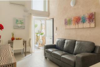 dame' - Syracuse - 6