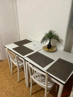 Central 6 Pax Apartment Perfect for Group or Family - Brno - 8