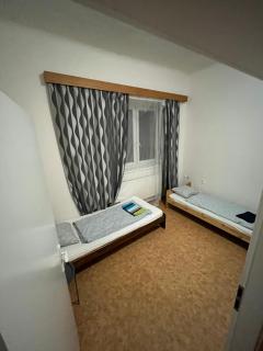 Central 6 Pax Apartment Perfect for Group or Family - Brno - 3