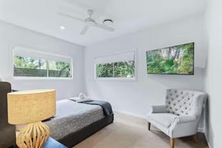 Park Ave Retreat - 3 CarParks, WiFi, BBQ, King bed - Brisbane - 5
