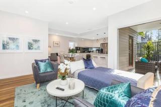 Park Ave Retreat - 3 Carparks, WiFi, BBQ, King Bed - 4