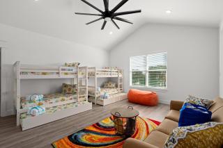 Brand NEW Expansive Coastal Home w/ Custom Furnishings Sleeps 15 - Panama City Beach - 6