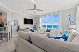 Luxury Beachfront Condo w/ 2 Balconies! Sleeps 8! Walk to Pier Park! - Panama City Beach - 1