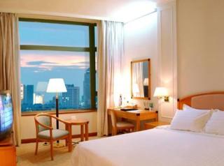 Holiday Inn Wuhan Riverside by IHG - Wuhan - 3