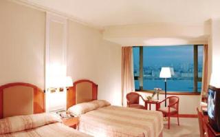 Holiday Inn Wuhan Riverside by IHG - Wuhan - 2