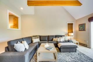 Lake and Beach Access Family Townhome in Laconia - Laconia - 6