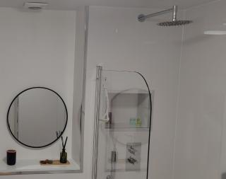 Central 1-bed flat - Walk to shops, pubs and station - 1