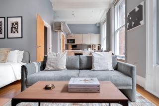 Luxury Soho Apartment R1 - London - 6