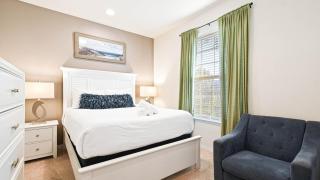 Free WaterPark Access! 5br Resort Townhome w/ Pool - 3