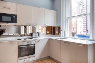 Luxury Soho Apartment R1 - London - 2