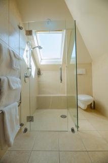 Russell Wharf House - Strand Apartment - 5