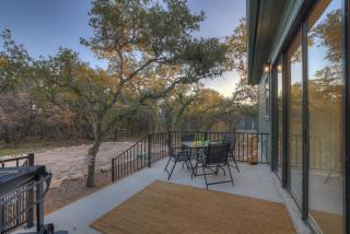 Serene Guadalupe River Getaway-River Access! - Spring Branch - 5