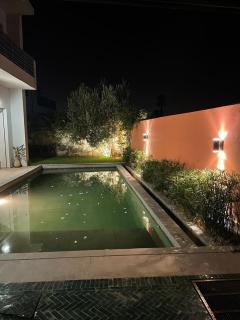 Magnifique villa privée piscine 3ch, centre - 2