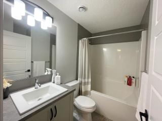 Delightful Escape - Calgary - 7