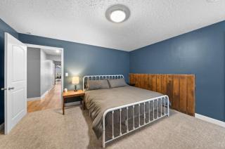 The Big Lake Escape! Sleeps 20! - Siren - 7