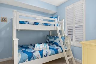 Grandview Oasis! 3BR 2BA Sleeps 9! Gulf-front tranquility beckons! - 1