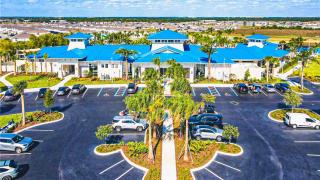 Sun-Kissed 5B Poolside Paradise at Windsor Island - Davenport - 8