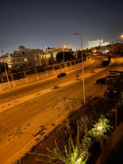 Zayed Rooftop Stay Near Arkan and Park Street - Sheikh Zayed - 8