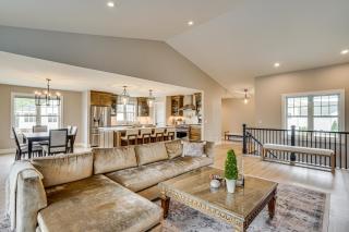 Walk to Beaches and Restaurants Elkhart Lake Escape - 0