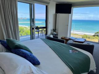 View With A Room NZ - Boutique Beachfront Accommodation on the Great Coast Road - 8