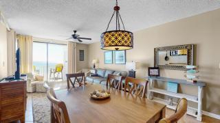 Beautiful 3BR/2BA Beachfront Condo,Sleeps 8 - Orange Beach - 3