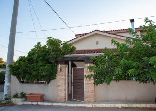 Costas Cozy Apartments Near Athens Airport - Áyios Spirídhon - 0