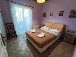Costas Artemis Apartments Near Athens Airport - 1