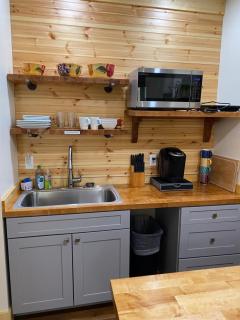 Beech Creek Cabin, lower unit, Black Mountain - 9