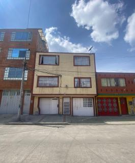 Cómodo apartamento a 5 minutos Esc General Santander - Bogotá - 2