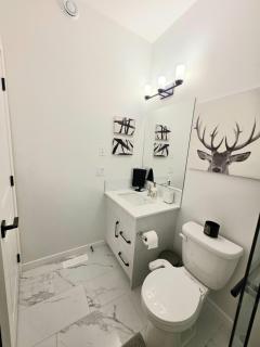 Casa Livingston NW with Private Bathroom - Calgary - 2
