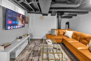 Elegant 5 bedrooms Home Near Millikin Univ - 2