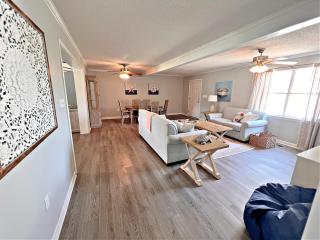 Oakridge Cottage - Orange Beach - 7