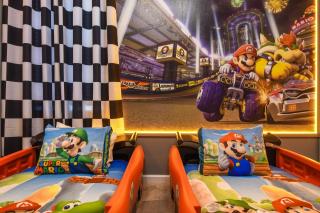 Game Room 12BR Kids World Pool Spa Near Disney - 2