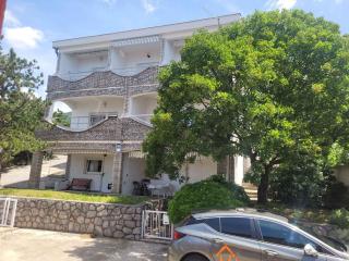 Apartments in Klenovica 15317 - 1