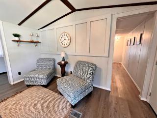 Oakridge Cottage - Orange Beach - 5