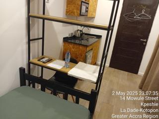 A Shipping Container Yet - Christiansborg - 4