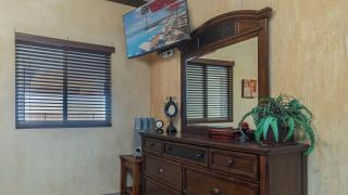 Endless Summer Paradise Adorable Oceanfront Condo - 5