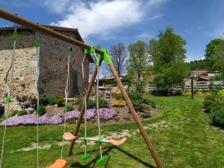 Gîte Familial à Riotord avec Jardin et Aire de Jeux - FR-1-582-292 - Riotord - 8