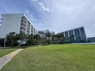 Gulf Shores Surf & Racquet Club - 5