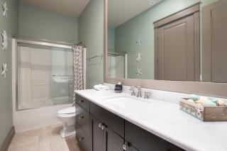 Four C's Retreat - Lavish Home with Private Boardwalk Access to the Beach - 5