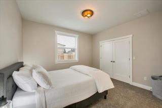 Bennett's Bungalow - Boise - 6