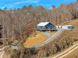 Skytop Summit-Hot Tub-Firepit-Big Views - Bryson City - 4