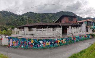 Aurora Rustic Hostel - Baños - 8
