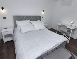 Apartment in Buckinghamshire with Secured Parking - Buckinghamshire - 3
