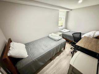 Super Amazing Place To Stay Near Downtown! Free Parking - Chicago - 9